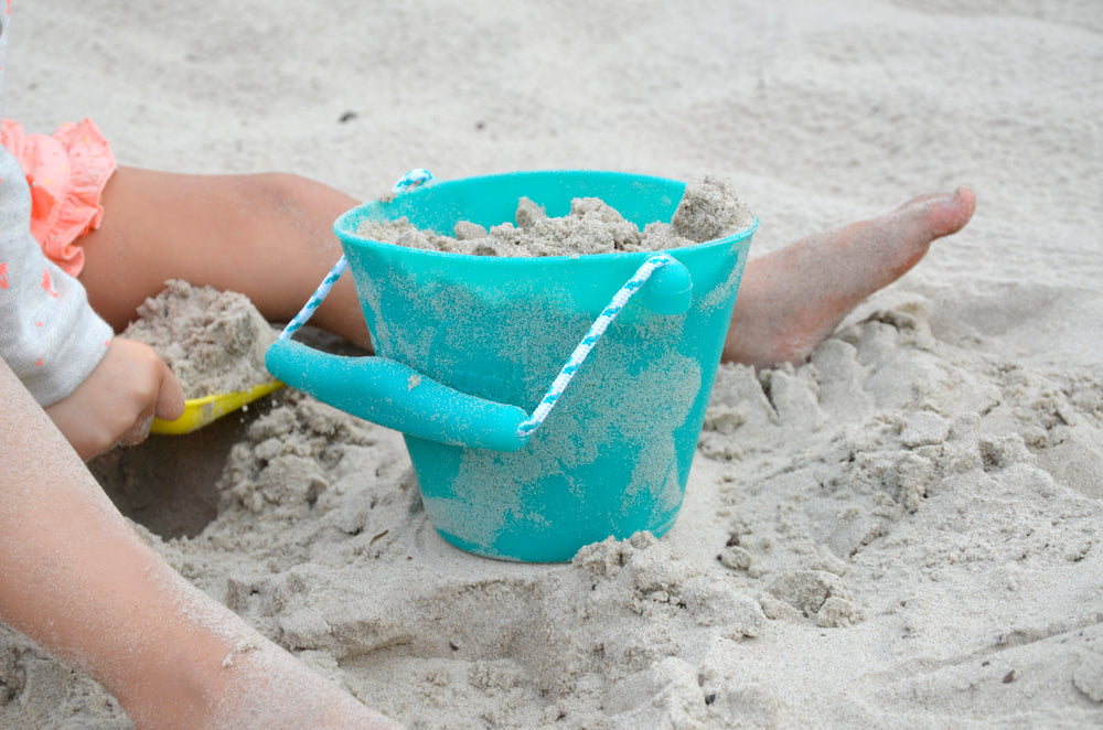 Brand Feature :: Scrunch Bucket