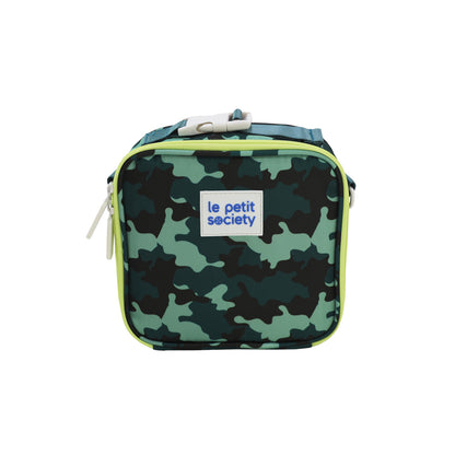 A mini lunch bag in green camouflage print.