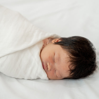 Keepsake Baby Blanket in White by Le Petit Society — image 2