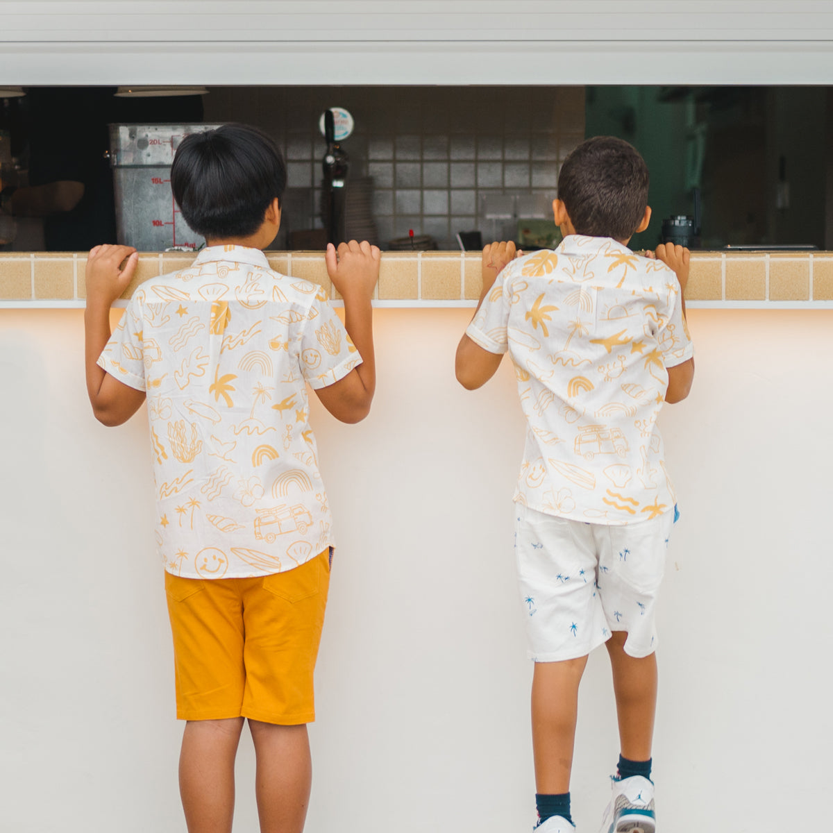 Resort Series - Boys Shirt in Island Print by Le Petit Society — image 5