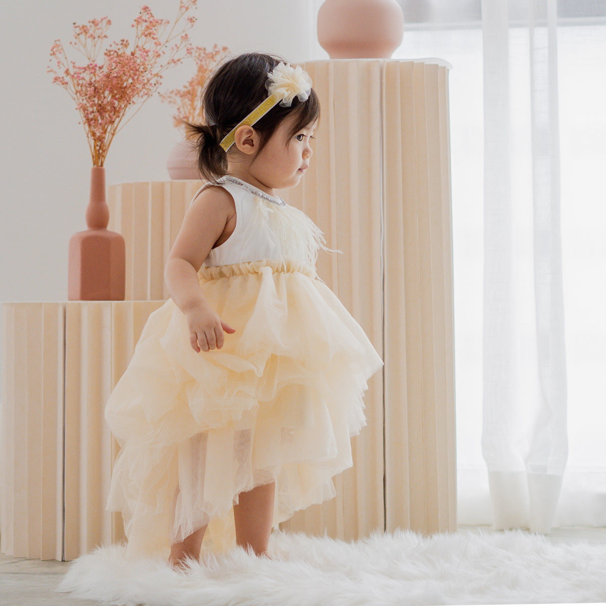 Flower Headband in Champagne