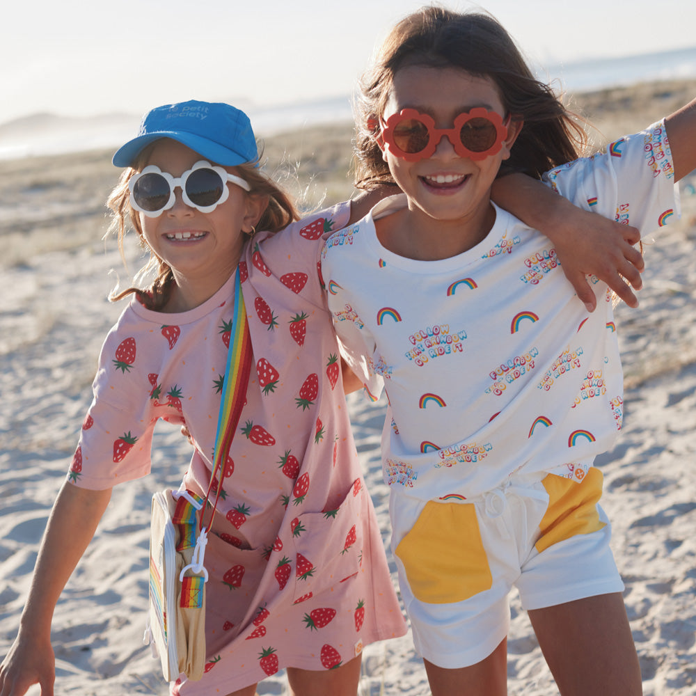 Made For Play in Kids "Follow That Rainbow" Tee by Le Petit Society — image 12