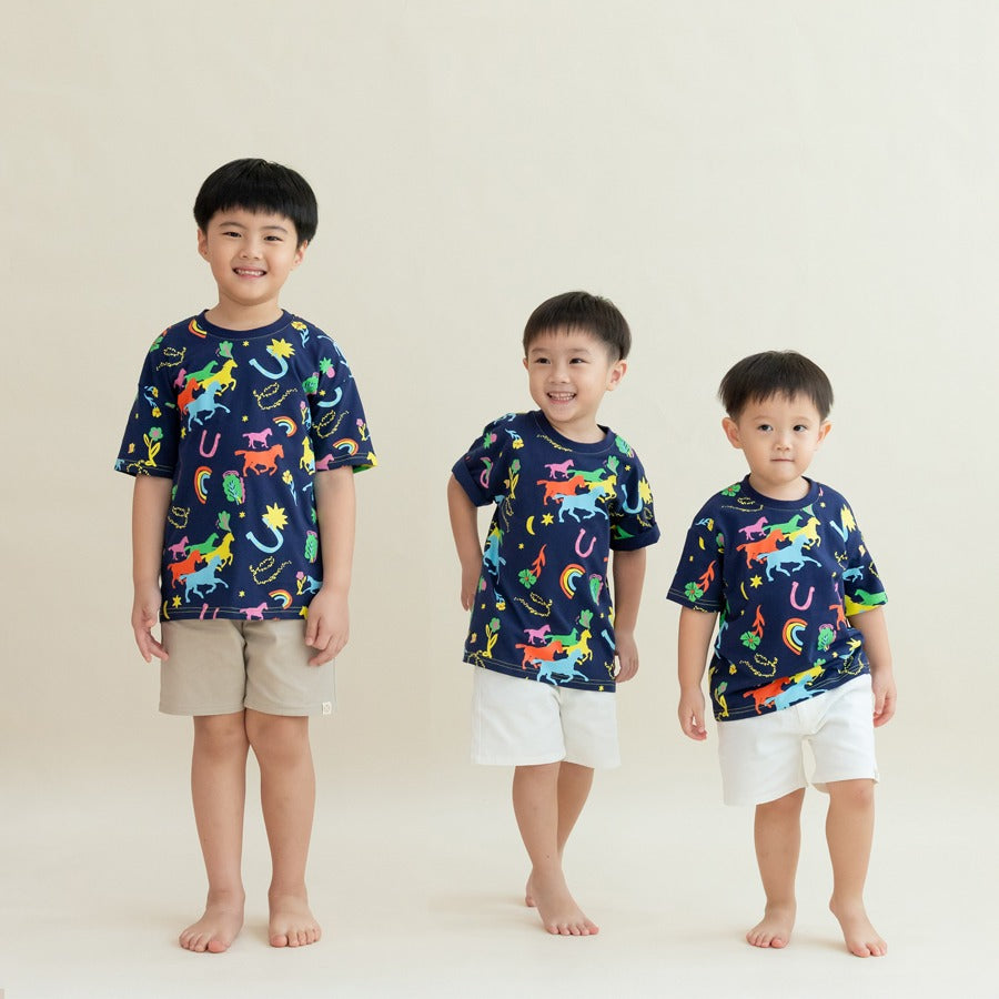 Le Petit Society x Sheila - Kids Tee in Rainbow Horses Print — image 9
