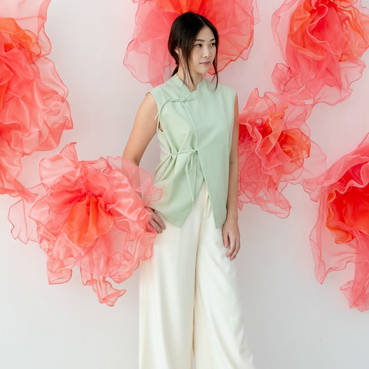 Heritage Series - Ladies Pants in Cream by Le Petit Society
