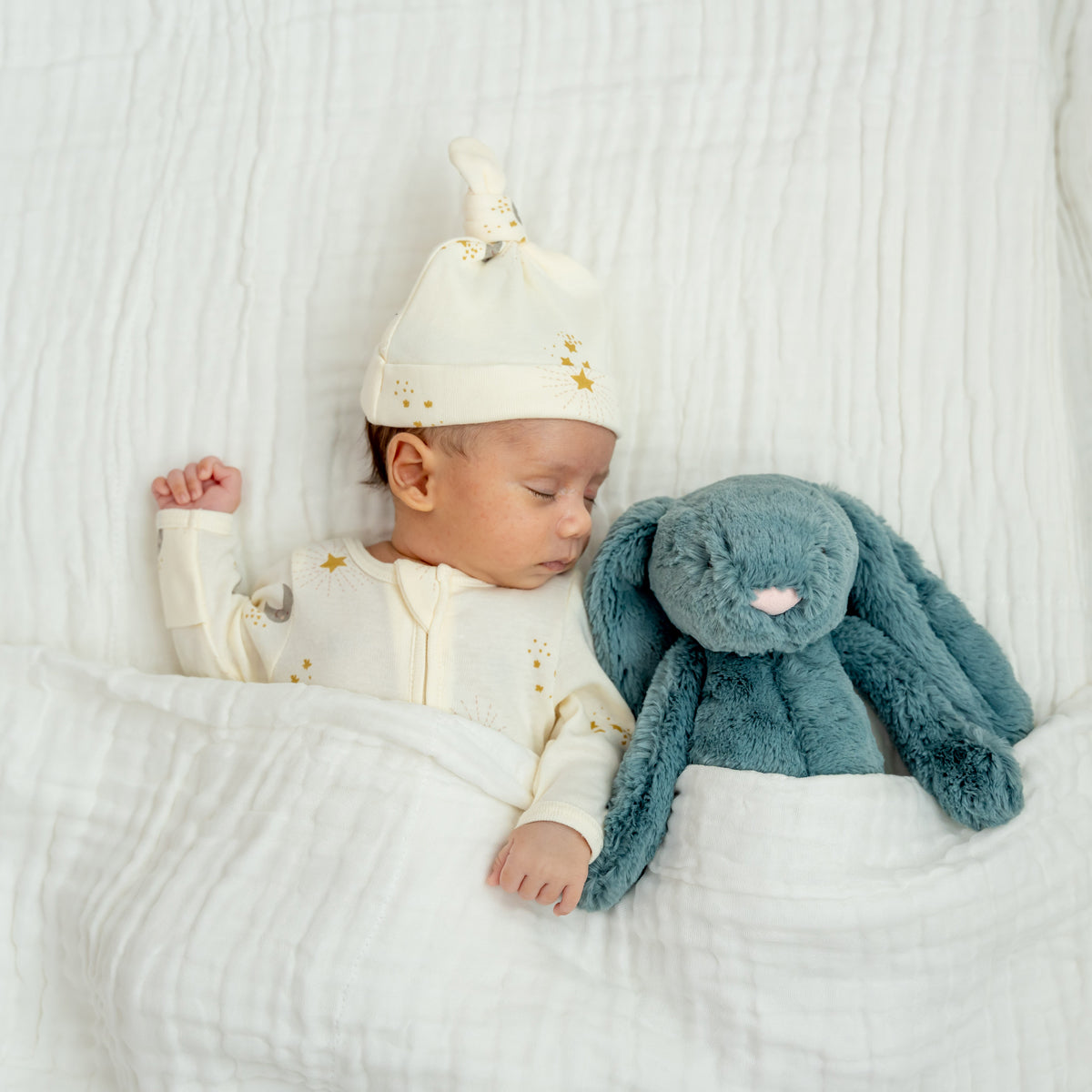 Baby Organic Knotted Hat in Moon & Stars Print by Le Petit Society — image 5