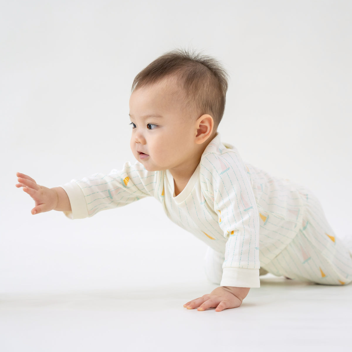 Baby Organic Long Sleeves Top in Sail Boat Print by Le Petit Society — image 2