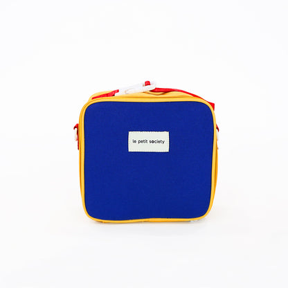 Le Petit Society's thermal lunch bag in colour block.